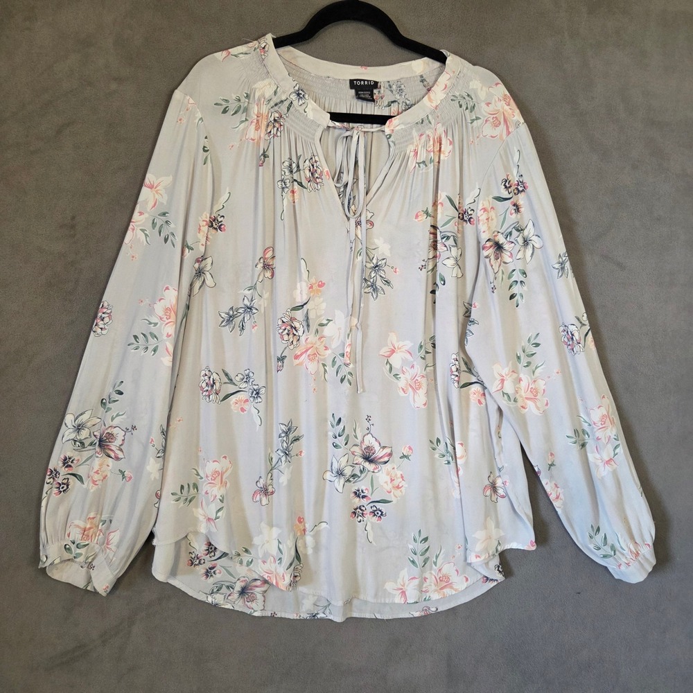 Torrid Floral Peasant Top Women's Size 3 Boho Pastel Ethereal Feminine Cottage